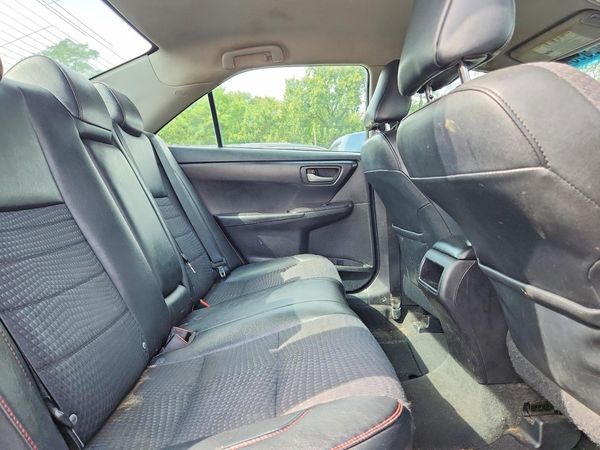 2015 TOYOTA CAMRY