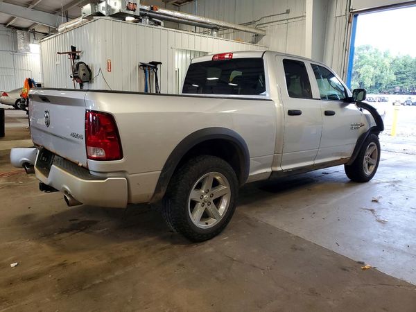 2013 RAM 1500 ST