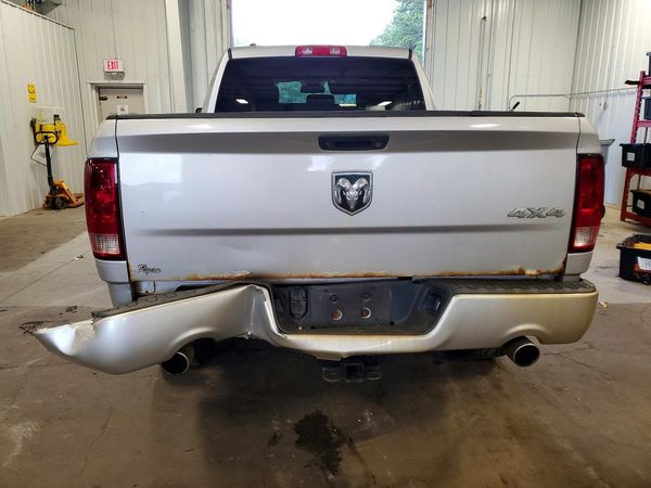 2013 RAM 1500 ST