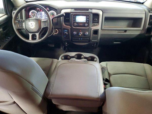 2013 RAM 1500 ST