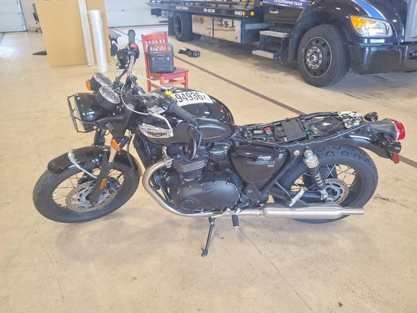 2022 TRIUMPH MOTORCYCLE BONNEVILLE