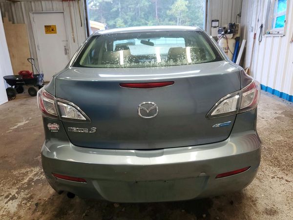 2013 MAZDA 3