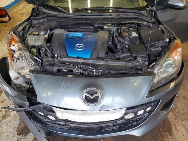 2013 MAZDA 3
