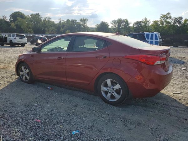 2013 HYUNDAI ELANTRA