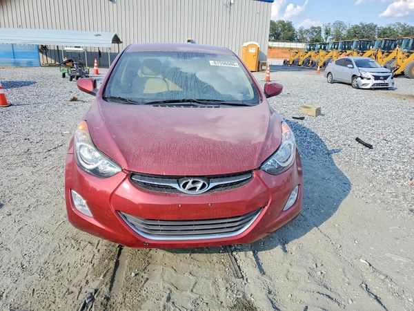 2013 HYUNDAI ELANTRA