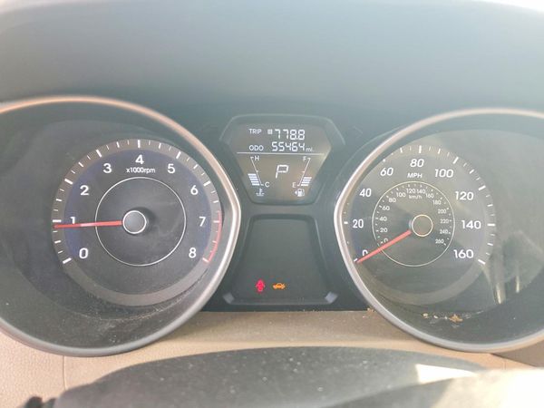 2013 HYUNDAI ELANTRA
