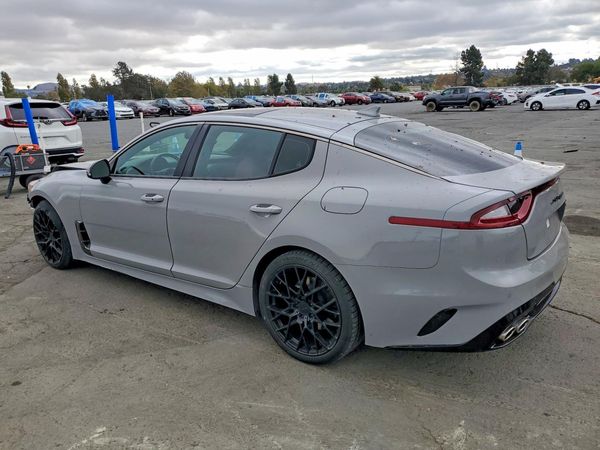 2021 KIA STINGER