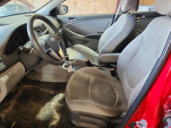2017 HYUNDAI ACCENT SE Base