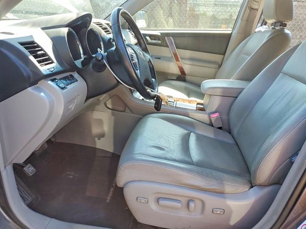 2013 TOYOTA HIGHLANDER Base/Hybrid