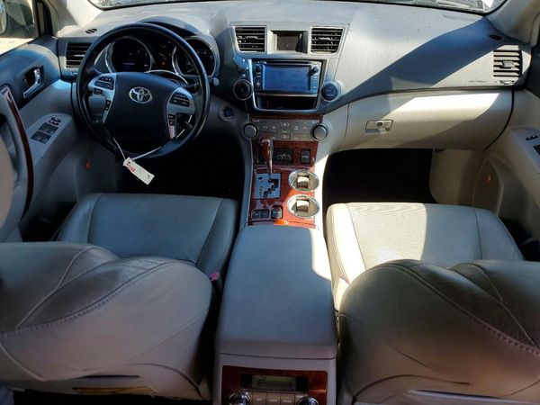 2013 TOYOTA HIGHLANDER Base/Hybrid