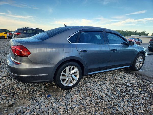 2018 VOLKSWAGEN PASSAT SE, SE w/ Technology