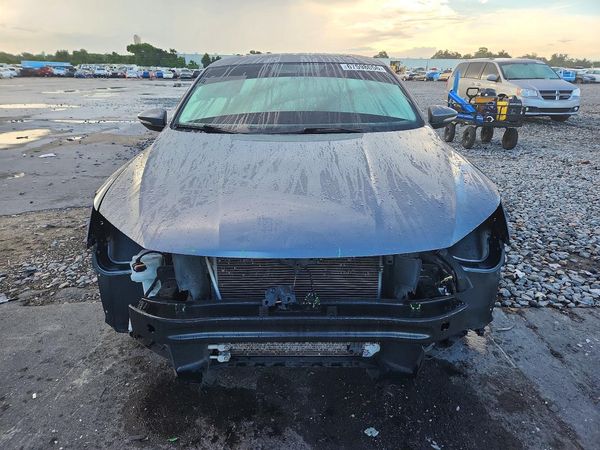 2018 VOLKSWAGEN PASSAT SE, SE w/ Technology