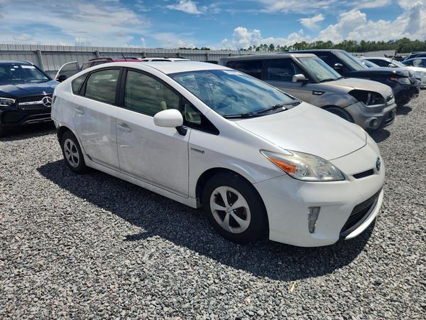 2014 TOYOTA PRIUS