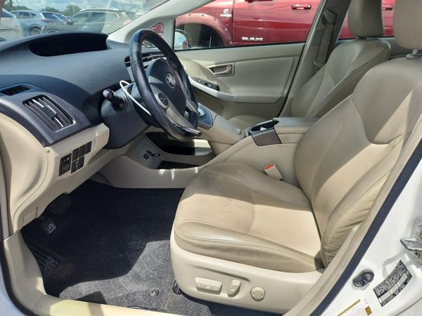 2014 TOYOTA PRIUS