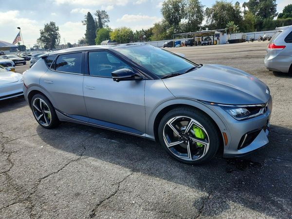 2024 KIA EV6