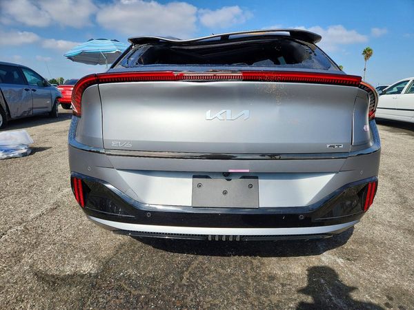 2024 KIA EV6