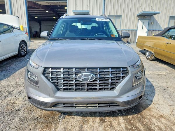2021 HYUNDAI VENUE