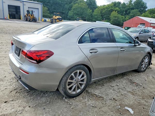 2021 MERCEDES-BENZ A A220-4M