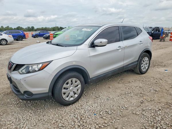 2019 NISSAN ROGUE — Front 3/4