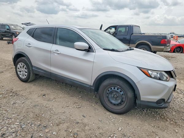 2019 NISSAN ROGUE — Passenger 3/4