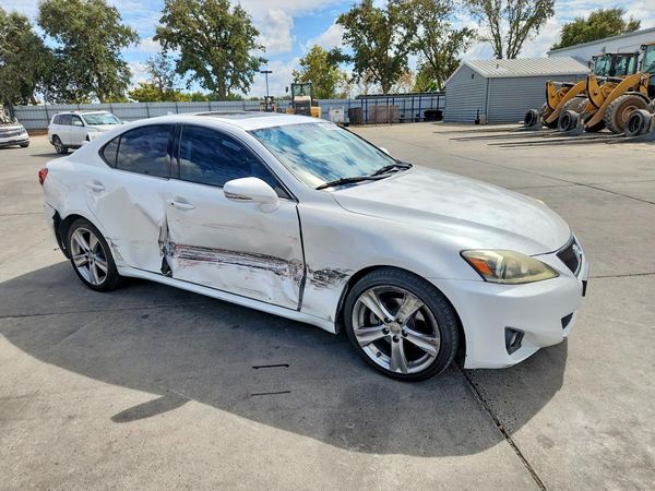 2013 LEXUS IS
