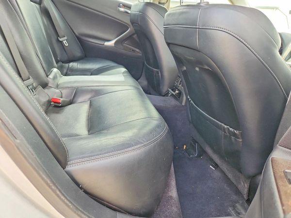 2013 LEXUS IS