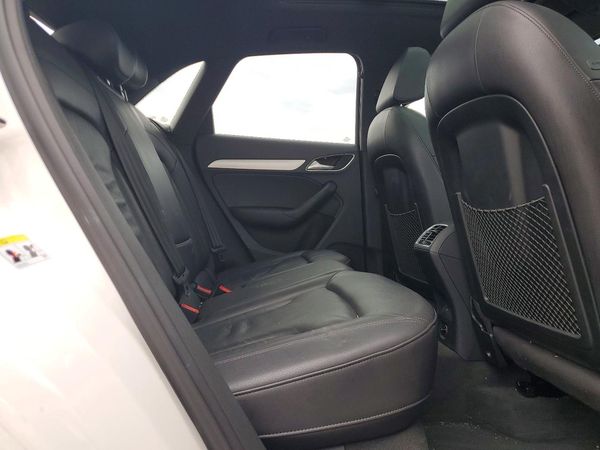 2017 AUDI Q3