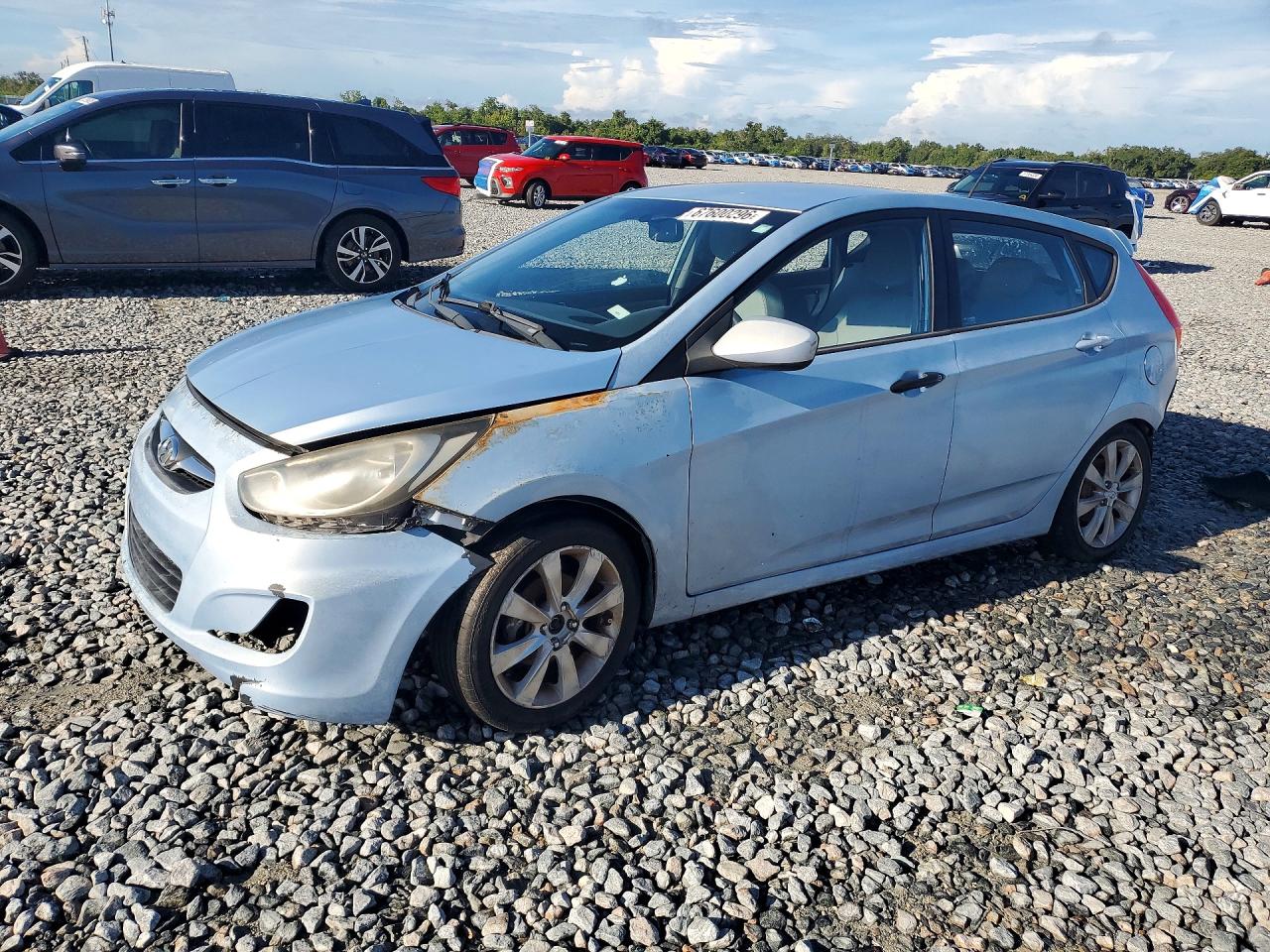2012 HYUNDAI ACCENT GLS (Middle grade)