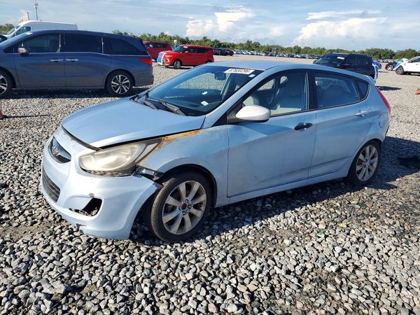 2012 HYUNDAI ACCENT GLS (Middle grade)