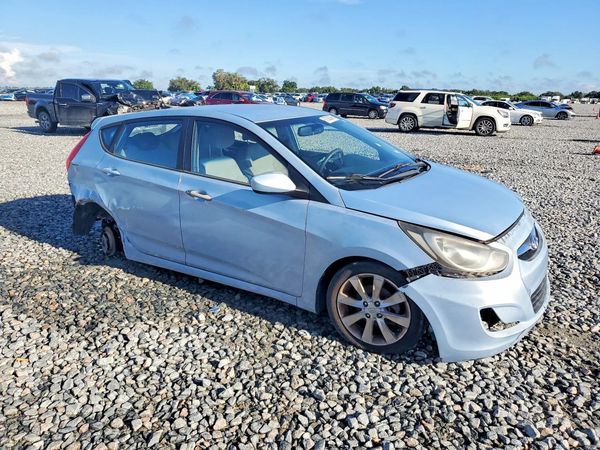 2012 HYUNDAI ACCENT GLS (Middle grade)