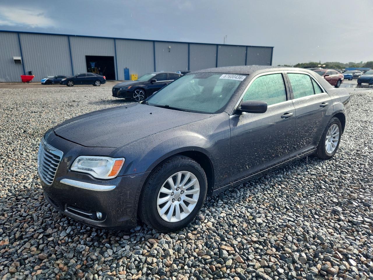 2013 CHRYSLER 300 Base/Limited