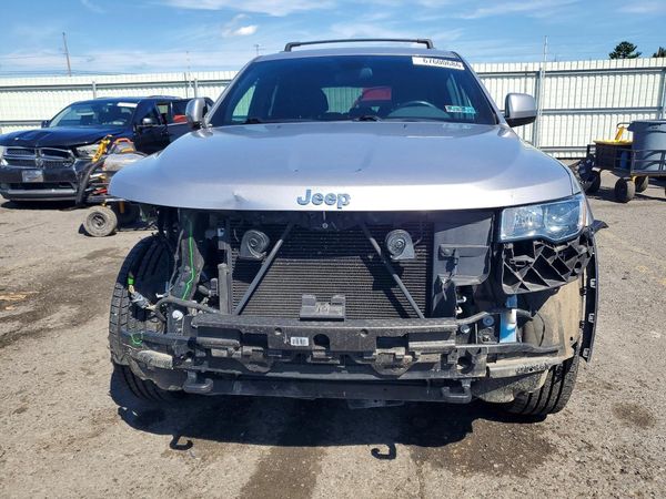 2019 JEEP GRAND CHEROKEE Laredo