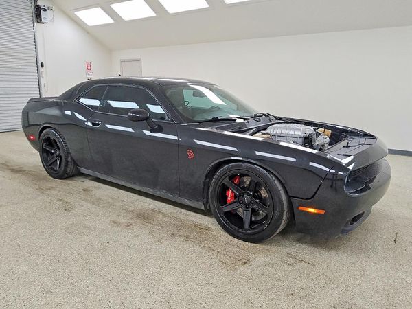 2015 DODGE CHALLENGER SRT HELLCAT