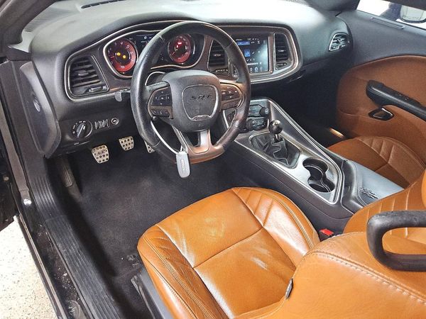 2015 DODGE CHALLENGER SRT HELLCAT