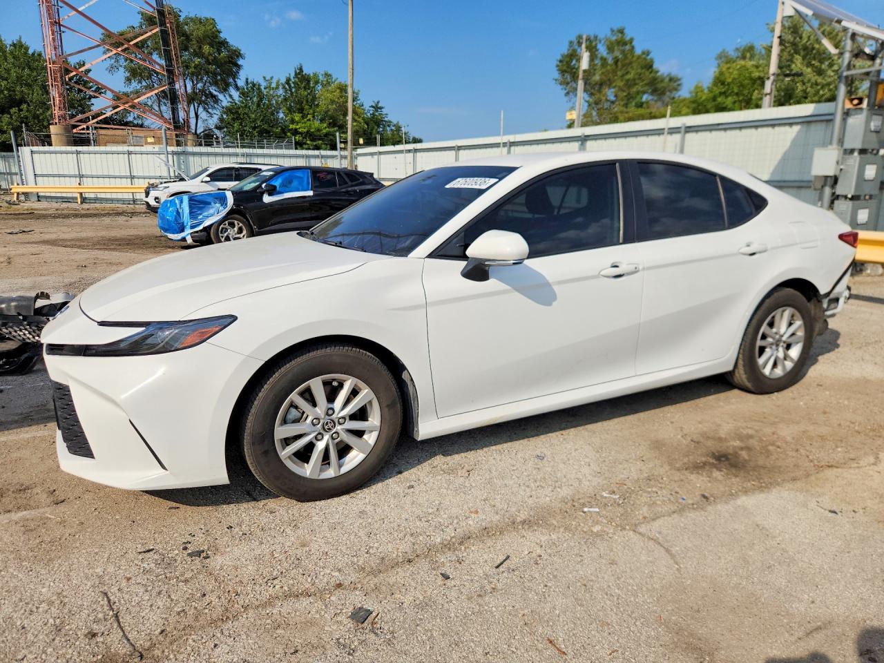 2025 TOYOTA CAMRY