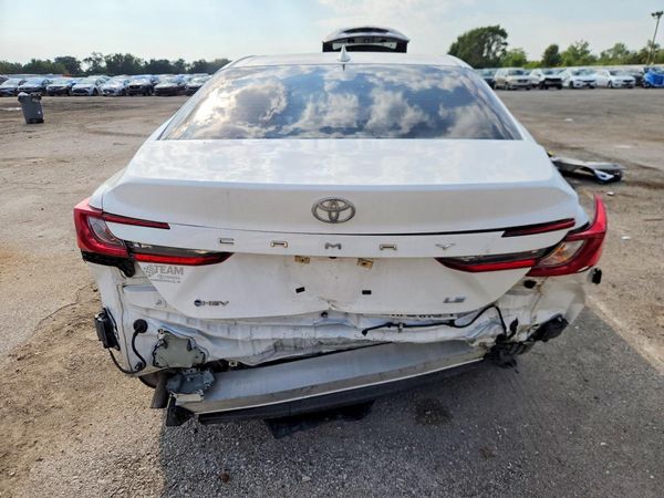 2025 TOYOTA CAMRY