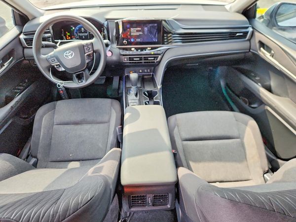 2025 TOYOTA CAMRY