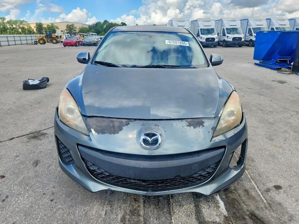2013 MAZDA 3 Sport/GX