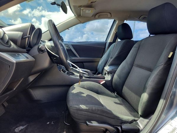 2013 MAZDA 3 Sport/GX