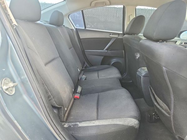 2013 MAZDA 3 Sport/GX