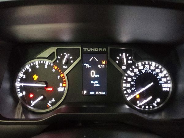 2025 TOYOTA TUNDRA SR5 — ODOM