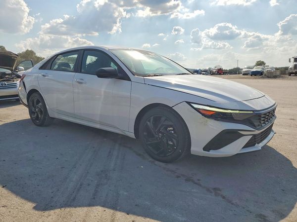 2026 HYUNDAI ELANTRA