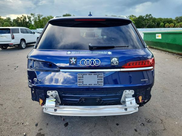 2021 AUDI Q7