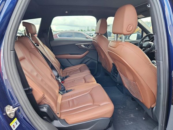 2021 AUDI Q7