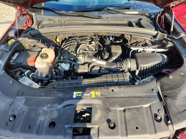 2024 JEEP GRAND CHEROKEE Laredo