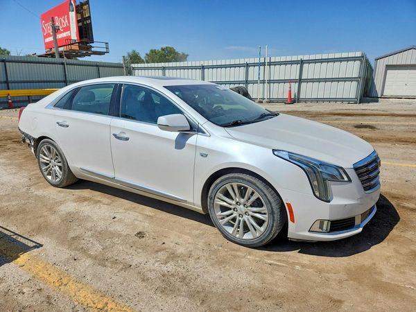 2018 CADILLAC XTS