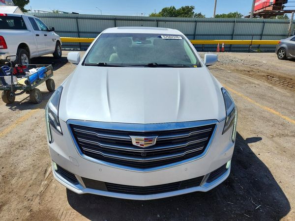 2018 CADILLAC XTS