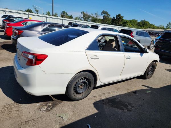 2012 TOYOTA CAMRY