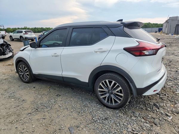 2022 NISSAN KICKS