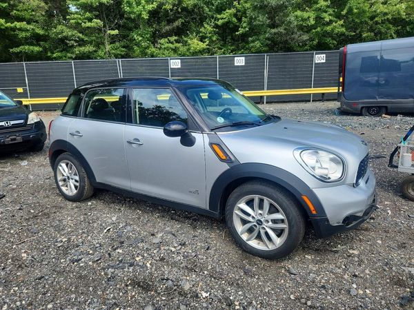 2014 MINI COOPER